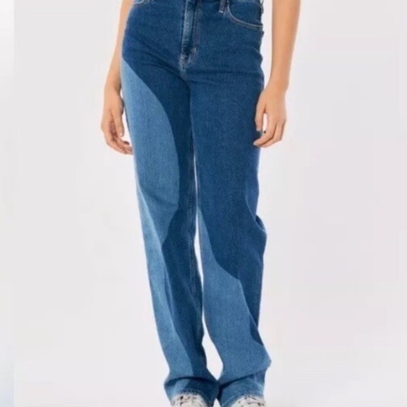 Hollister Denim - Hollister Ultra High-Rise Blue Wave Pattern Dad Jeans 27x31